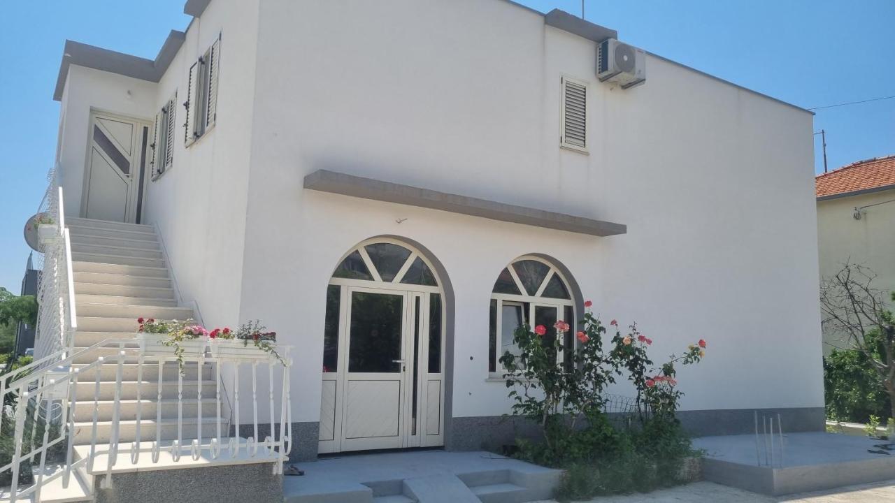 Luxa 5 Min Old Town, 10 Min Airport Apartment Trogir Exterior photo